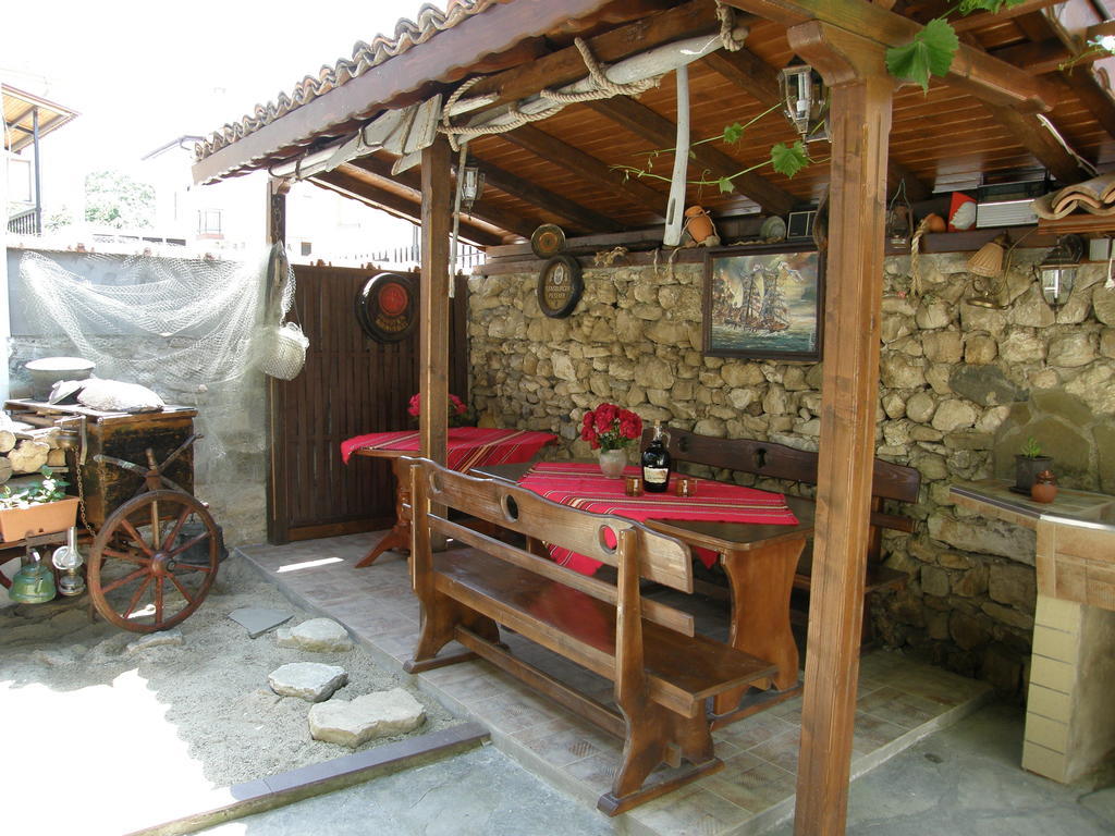 Emona Guest House Nessebar Chambre photo